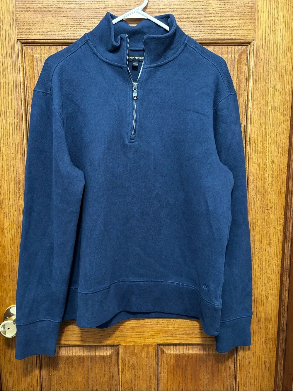 Banana Republic Men's Quarter-Zip Sweater. Sz M. NWOT